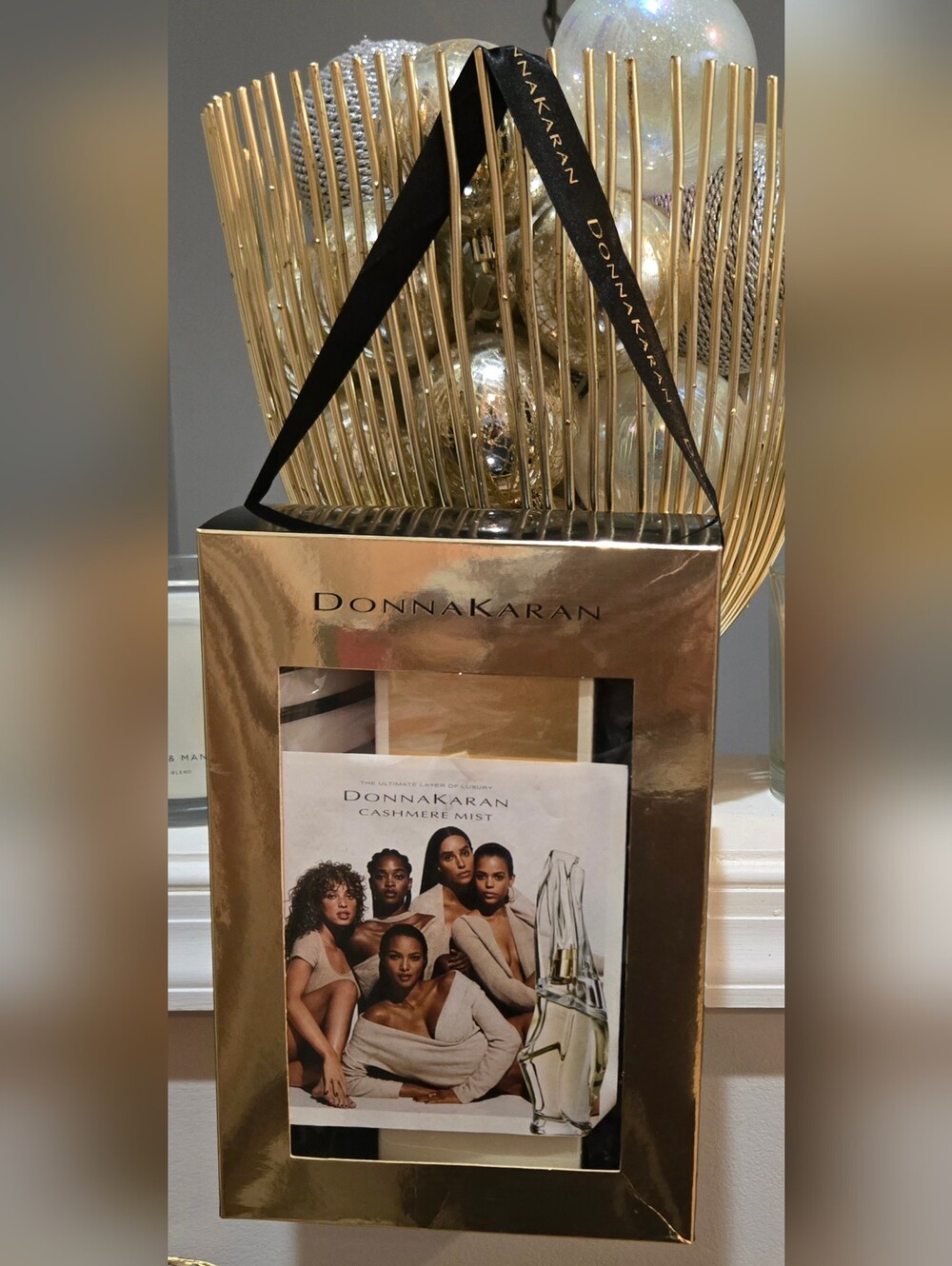 Cashmere Mist by Donna Karan 6-PC SET (3.4 oz EDP Spray +Wipe +Tie & More) Rare!